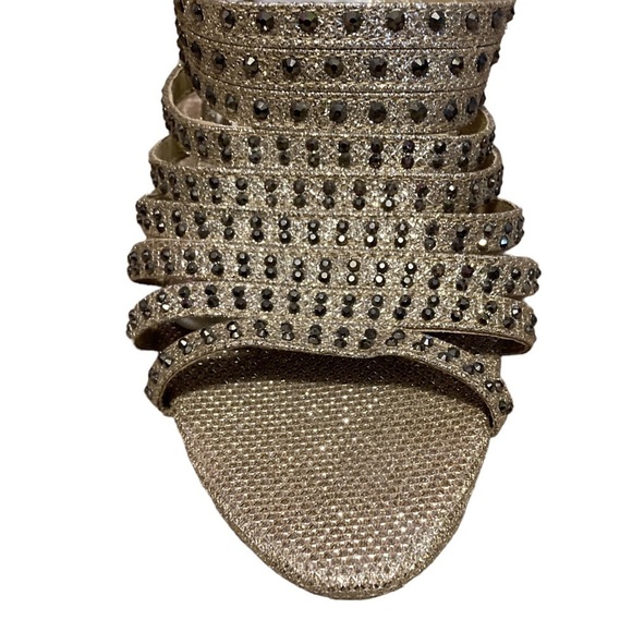 L’Amour Sz 42 (9) Sandals Gold Tone Sparklie NWOT. Christmas Party Perfect - Picture 2 of 9
